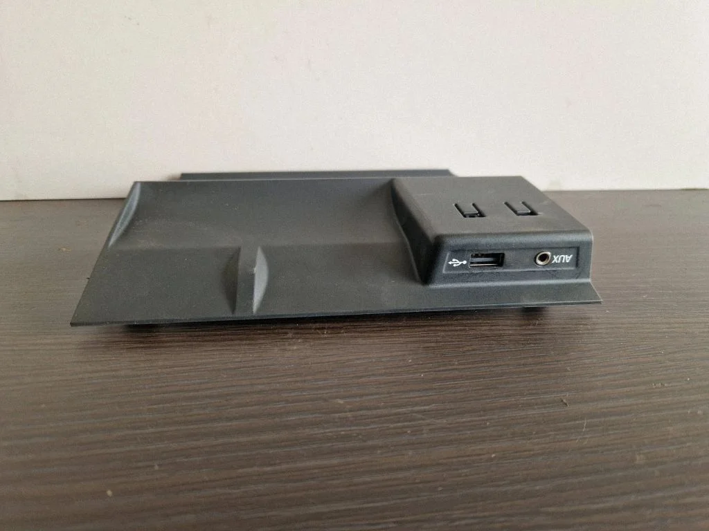 USB socket connector – Skoda Octavia Mk3 (5E) (2013-2019)
