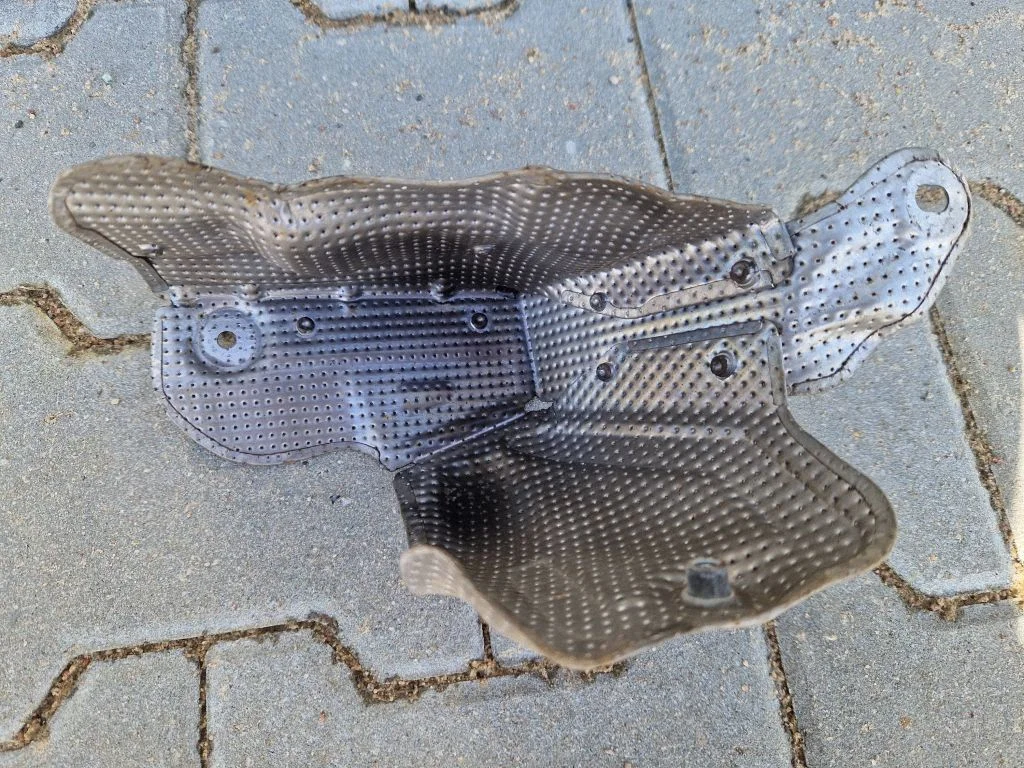Mootori soojusisolatsioon (kuumakaitse) – Volvo V60 (2011-2013)