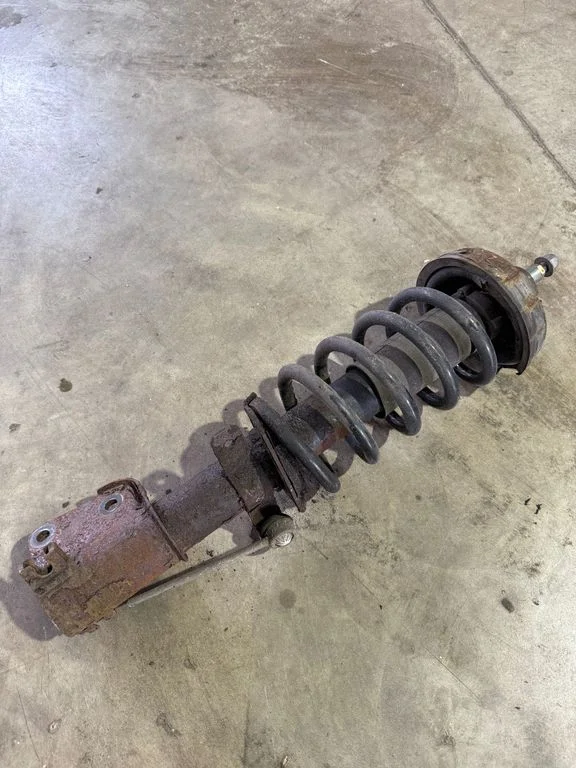 Front shock absorber with coil spring – Opel Vivaro (2001-2014)