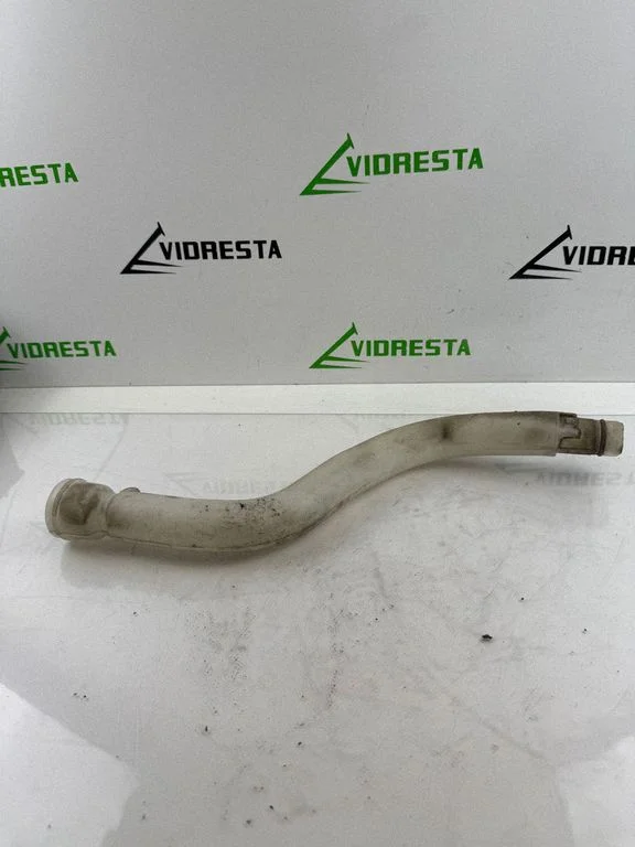 Window washer liquid tank fill tube 289150497R