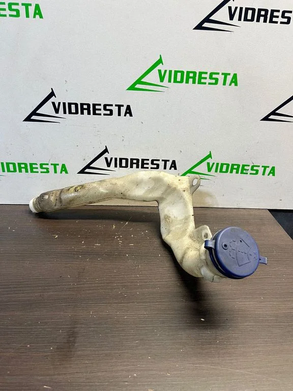 Klaasipesuvedeliku paagi täitetoru