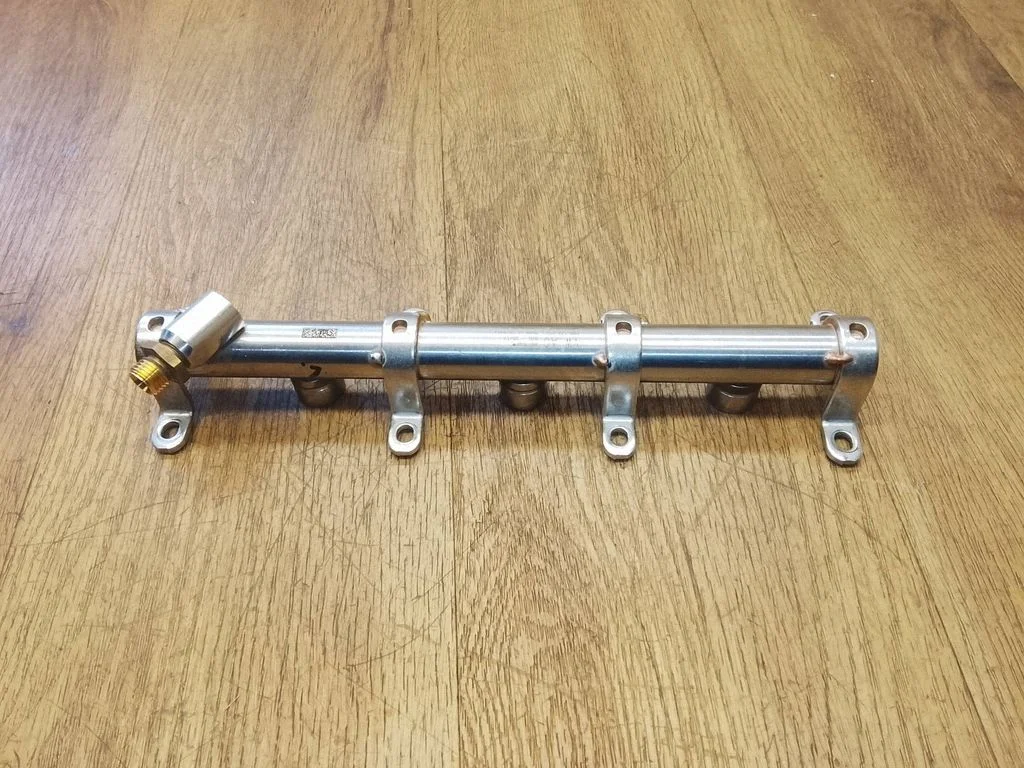 Fuel main line pipe 06M133315L