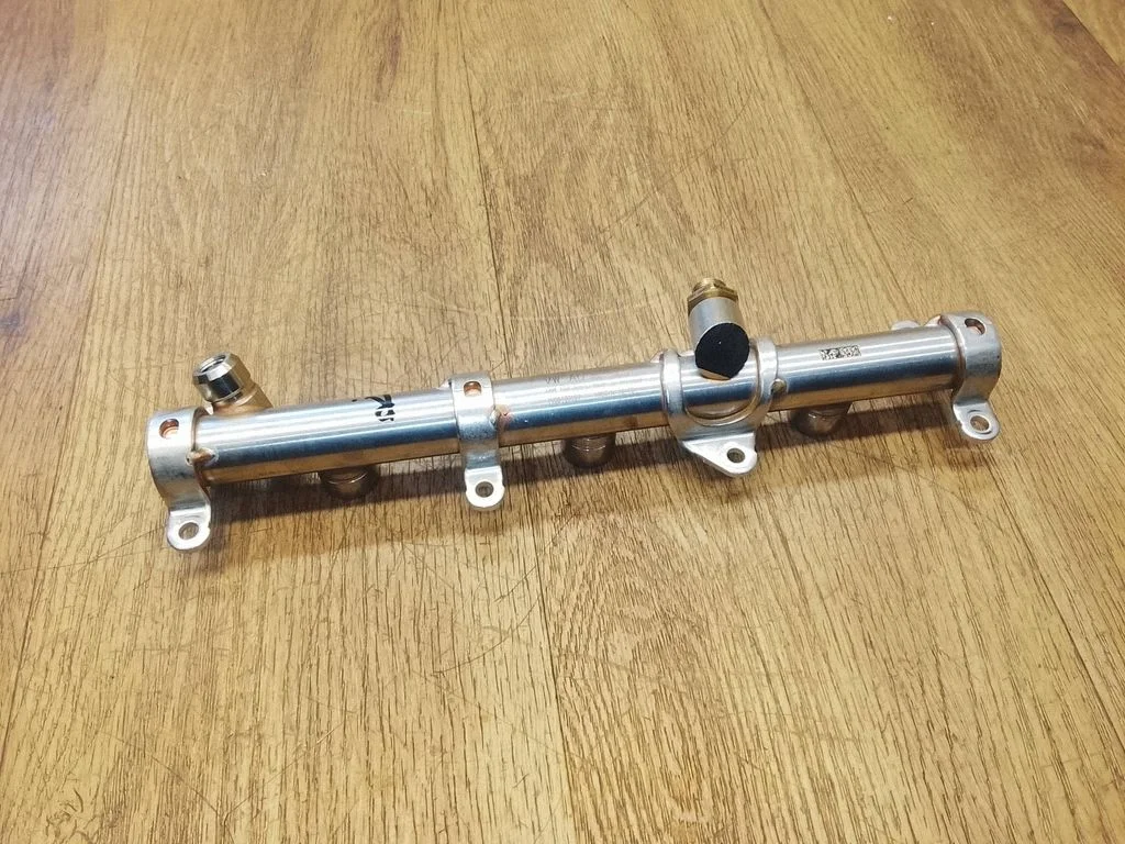Fuel main line pipe 06M133316L