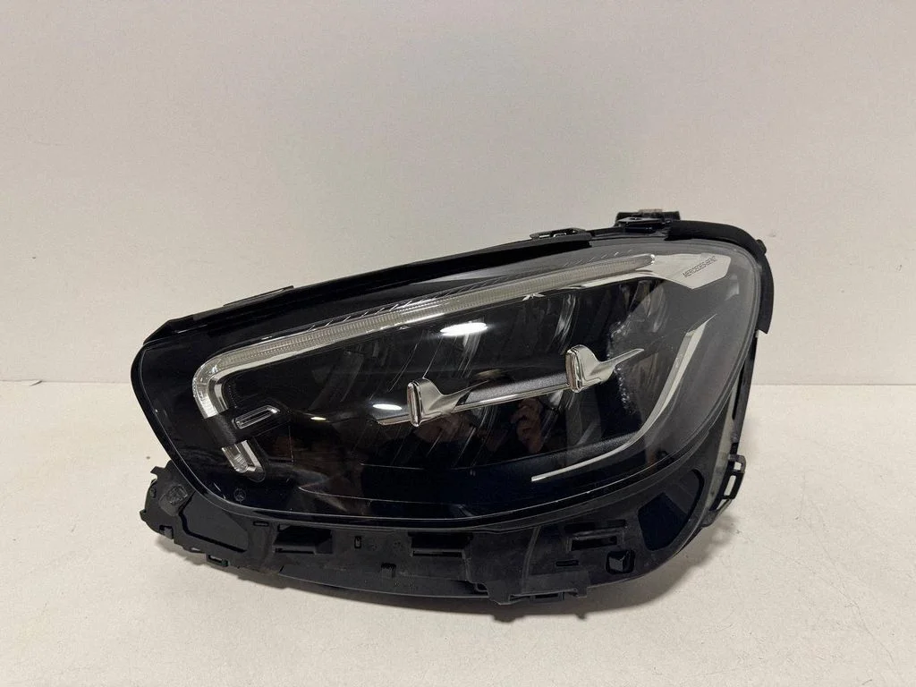 Reflektor A2139060705