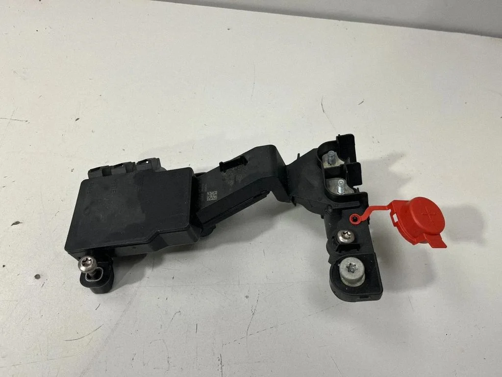 Plusa vadu savienojuma mezgls – BMW X5 G05 (2018-)