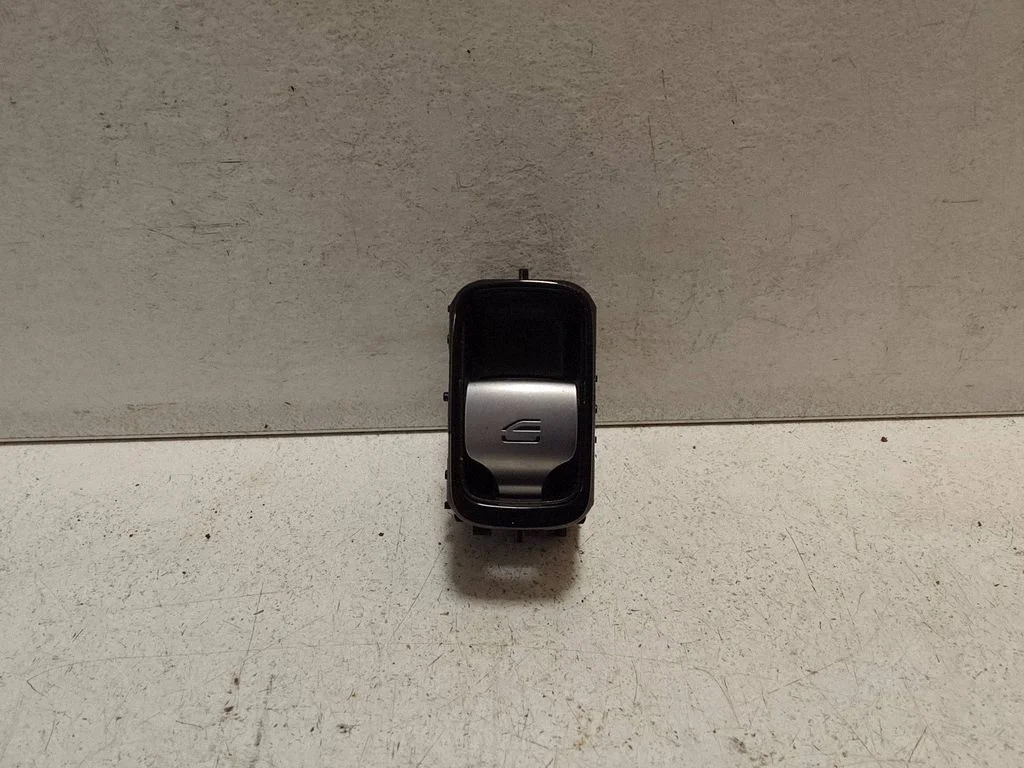 Elektrisko logu slēdzis A2239051903