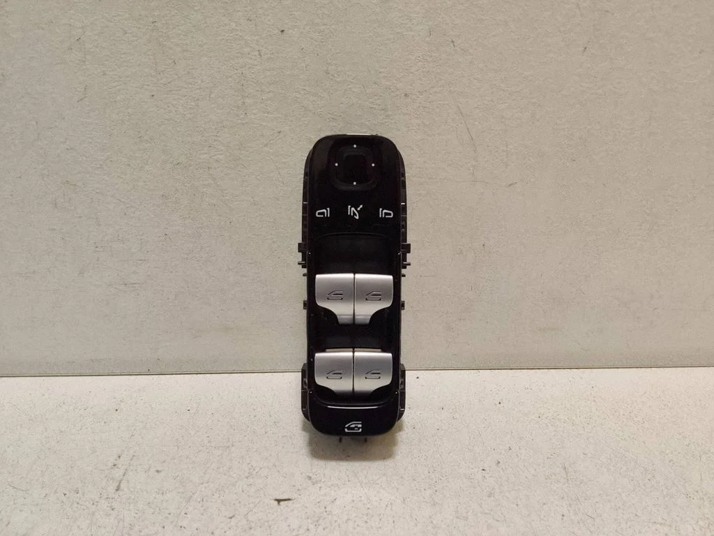 Elektrisko logu slēdzis A2069008815