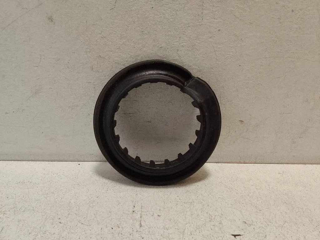 Front coil spring rubber mount – Mercedes-Benz E-Class W214 (2024-)