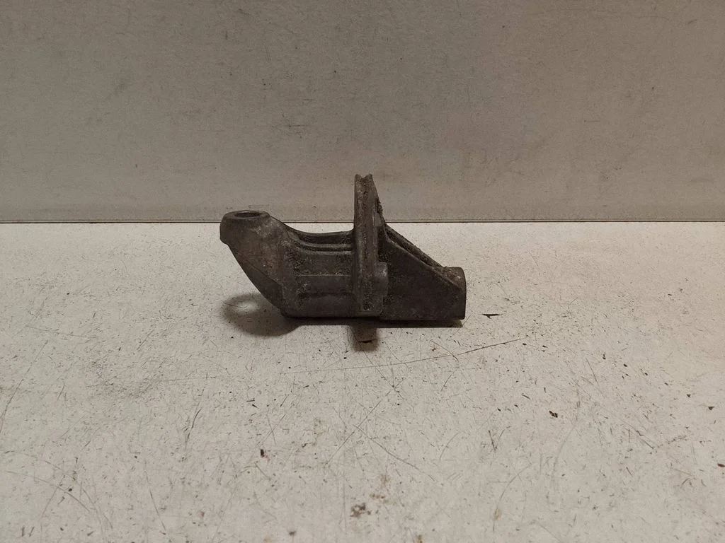 Generator/alternator bracket 059903143E