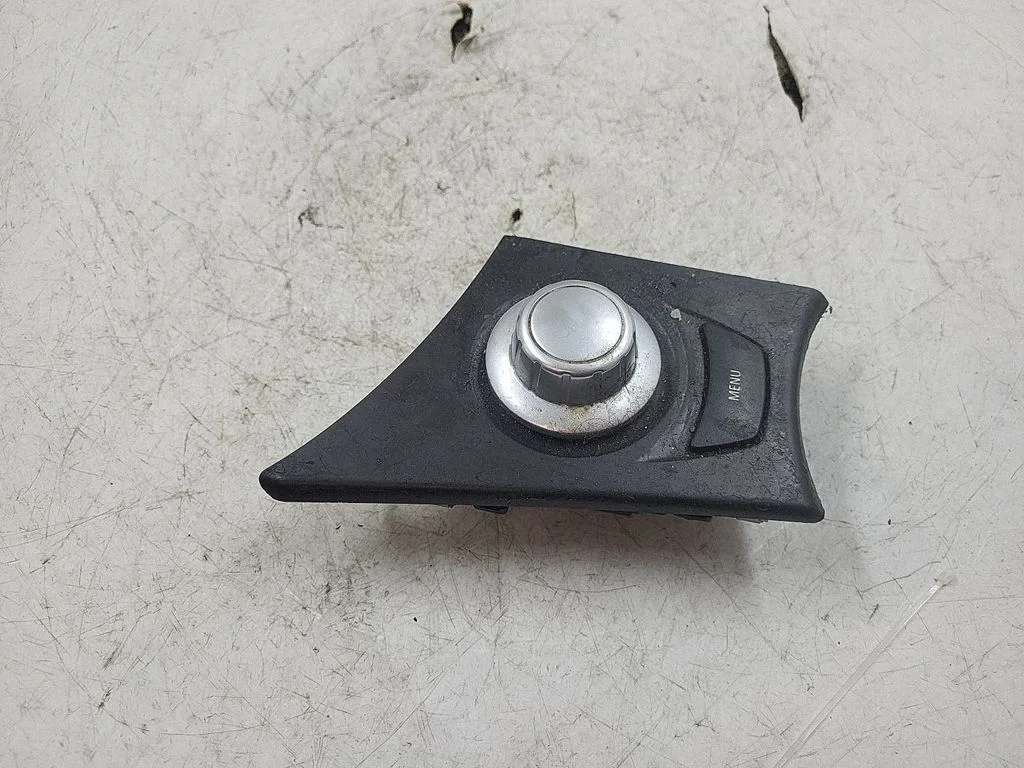 Multimeedia juhtplokk – BMW 1-seeria E81 E87 (2004-2011)