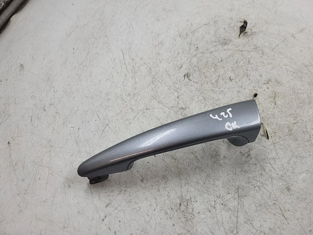 Rear door exterior handle – rear left