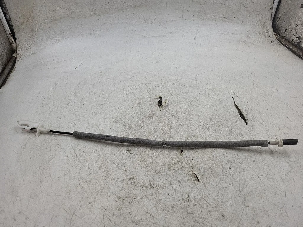 Rear door cable line – rear left