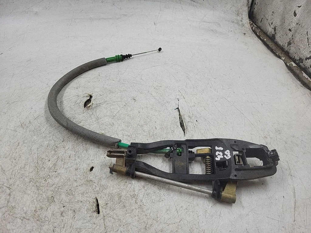 Rear door exterior handle 51218253454