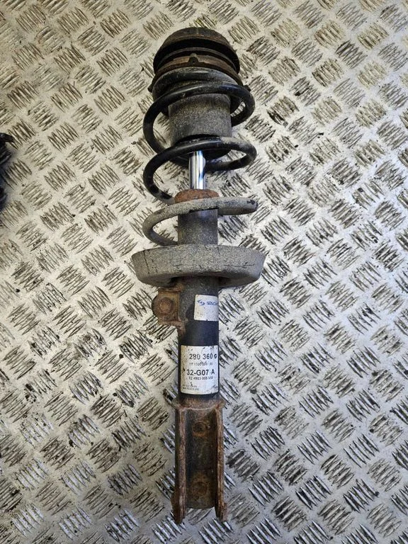 Front shock absorber with coil spring – Volkswagen Golf IV (1998-2005)