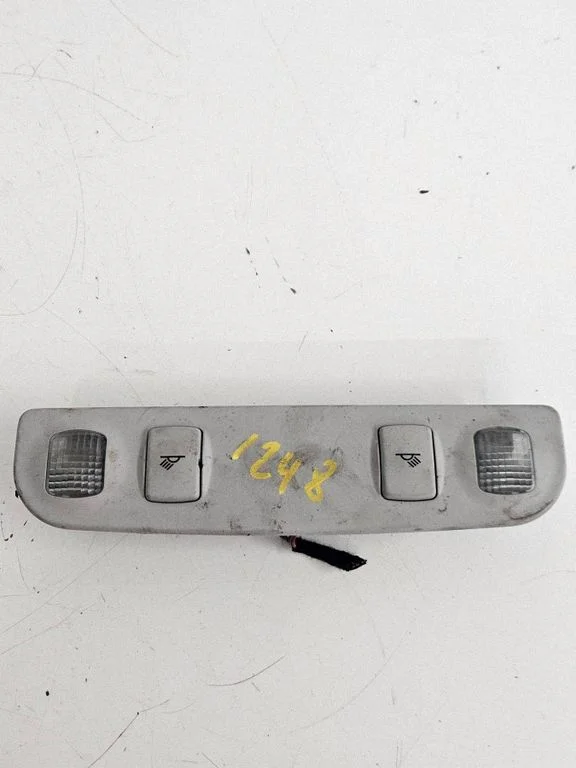 Rear seat light 8E0947111A