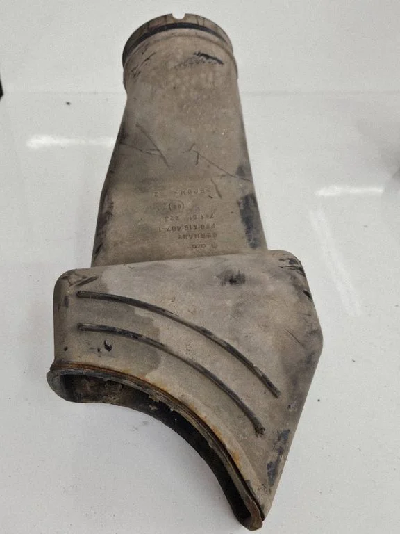 Salona gaisa kanāls (-i) 7D1819223