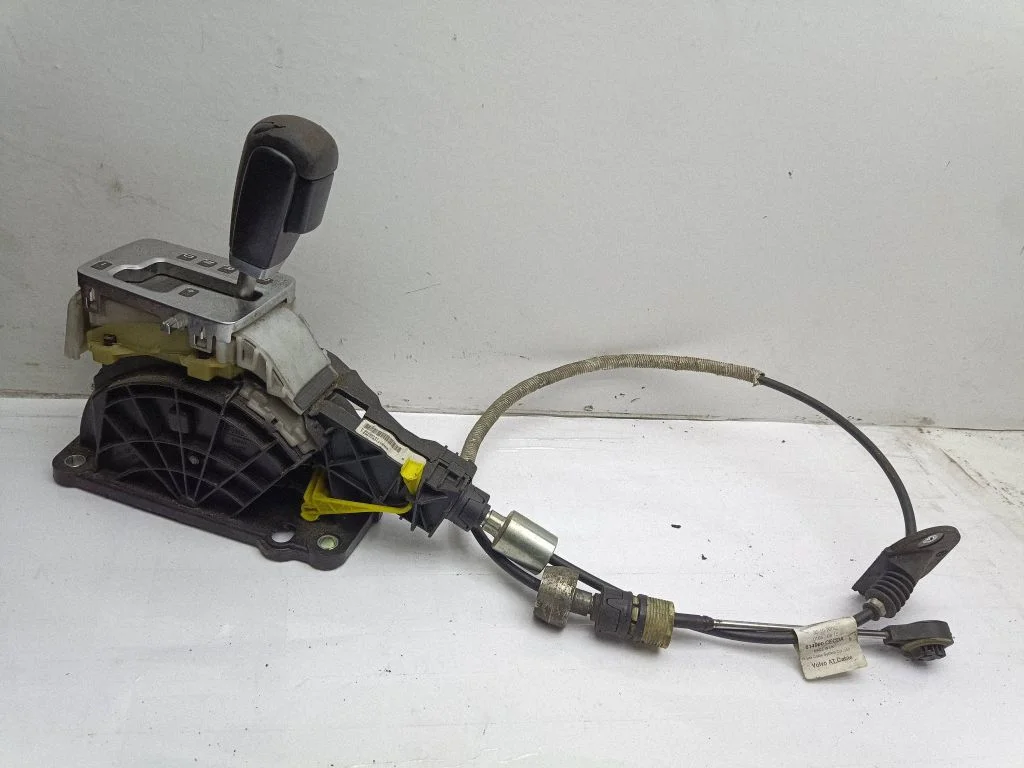 Gear selector mechanism 30759121