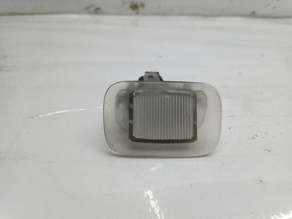Rear door interior light – Volvo S80 (1999-2003)