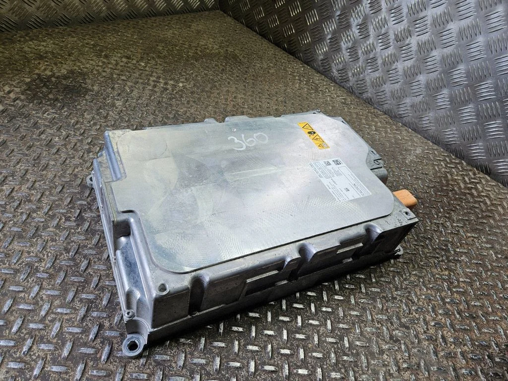 Voltage converter inverter – Mercedes-Benz EQE x294 (2022-)