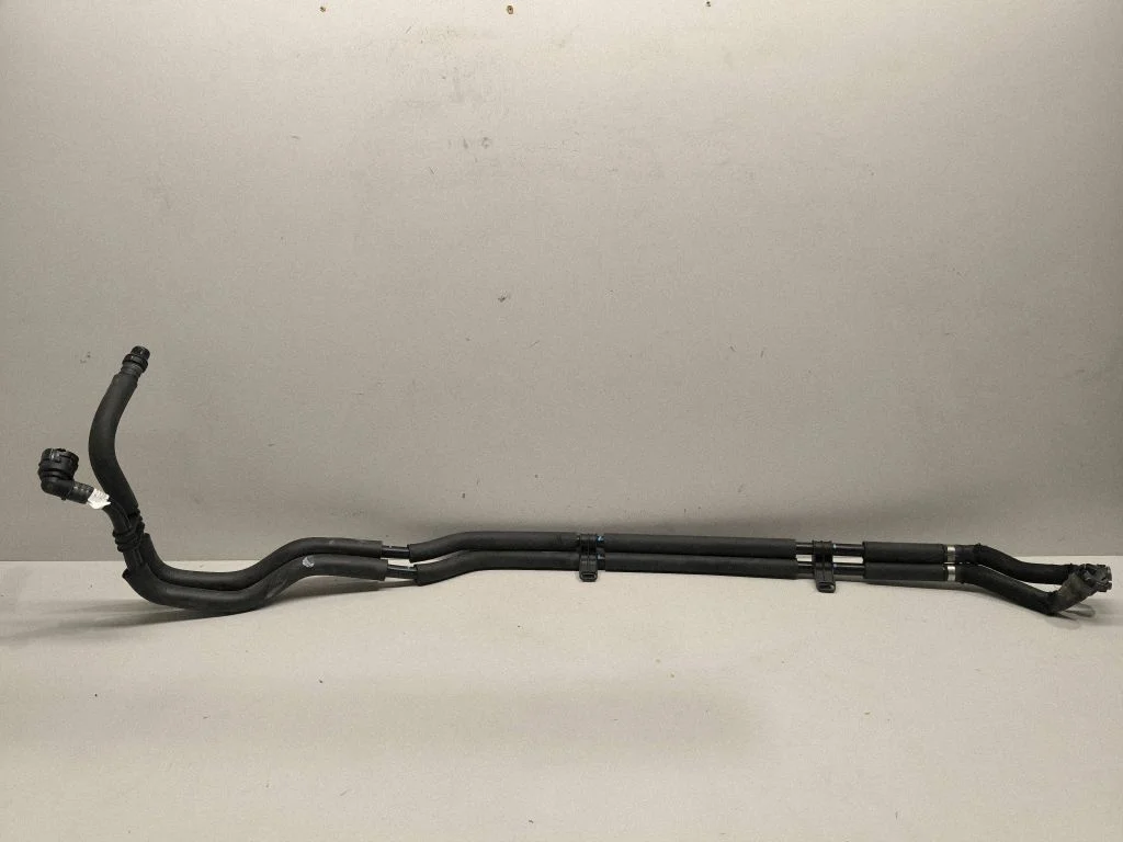 Mootori jahutusvedeliku toru / voolik A1675001202
