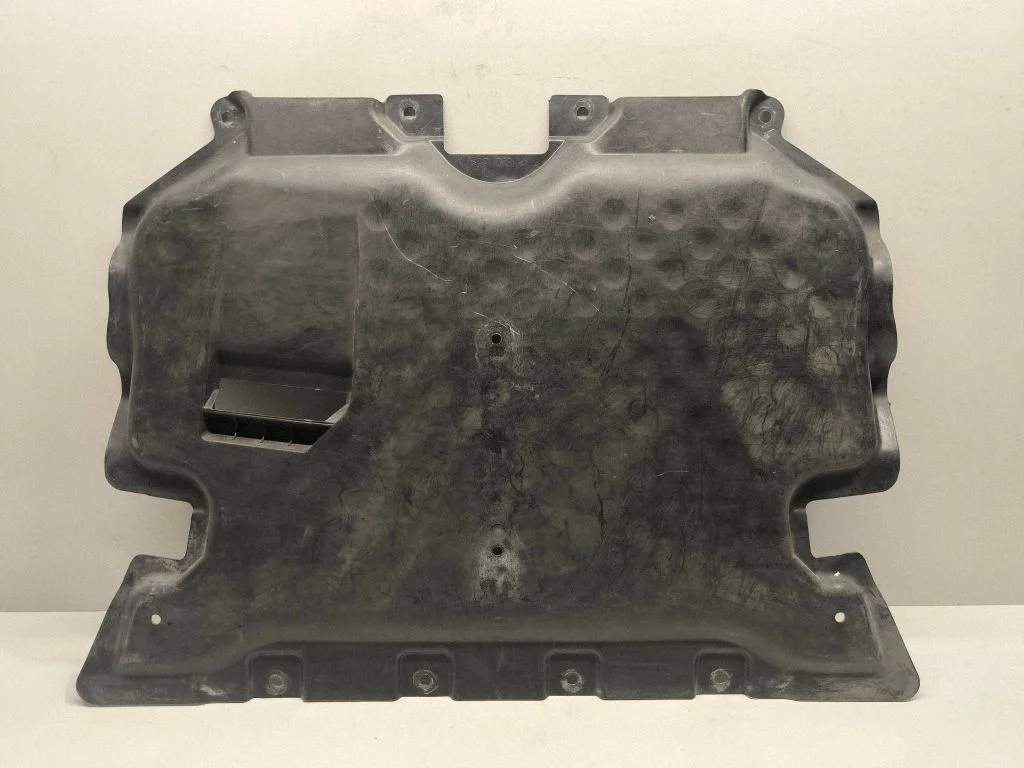 Engine splash shield/under tray A2055240200