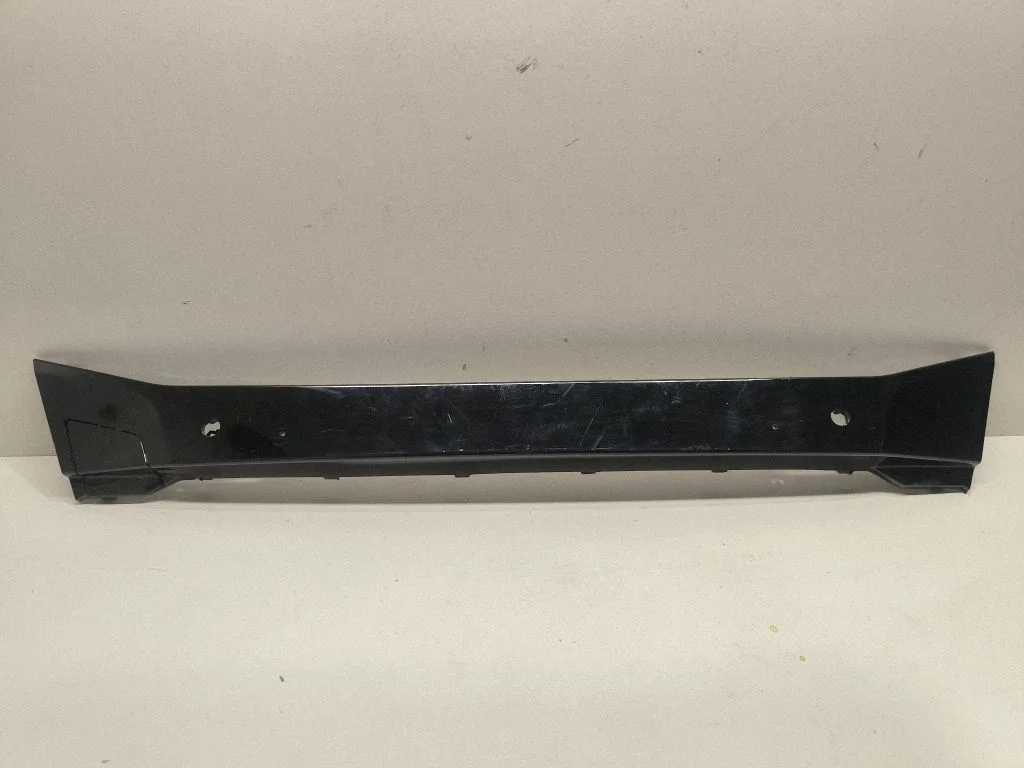 Front bumper splitter molding – BMW X3 G01 (2018-2024)