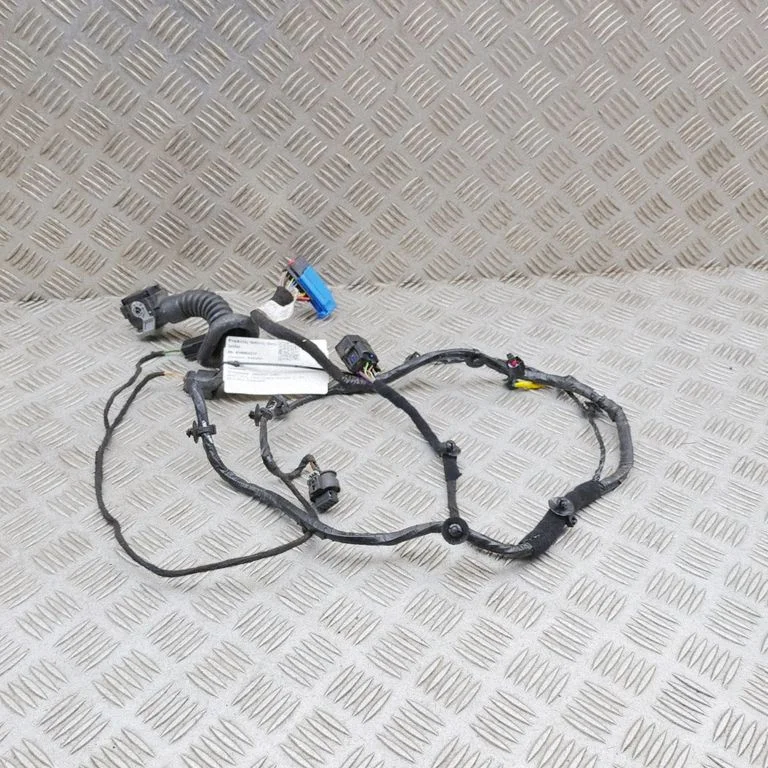 Front door wiring loom – Maserati Ghibli (2013-)