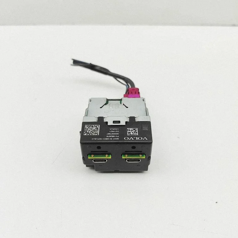 USB ligzda 31682676