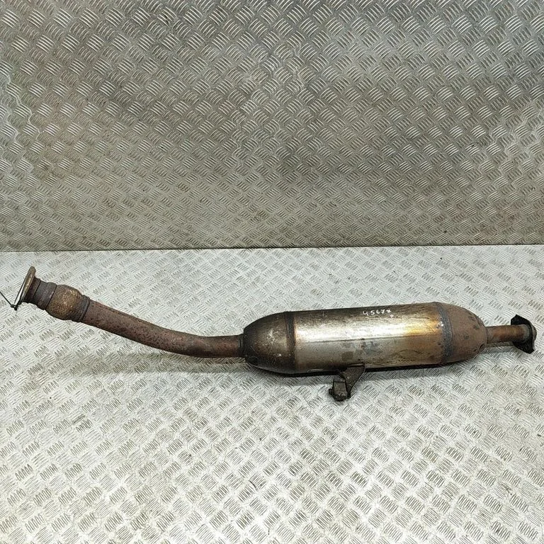 Catalyst/FAP/DPF particulate filter – Toyota Avensis T270 (2015-2018)