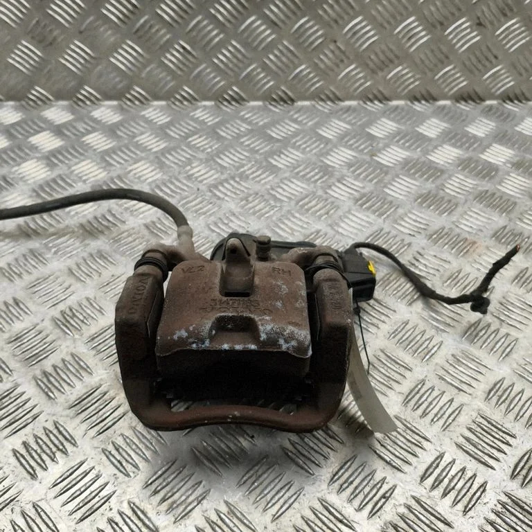 Tagumine pidurisadul 32276920