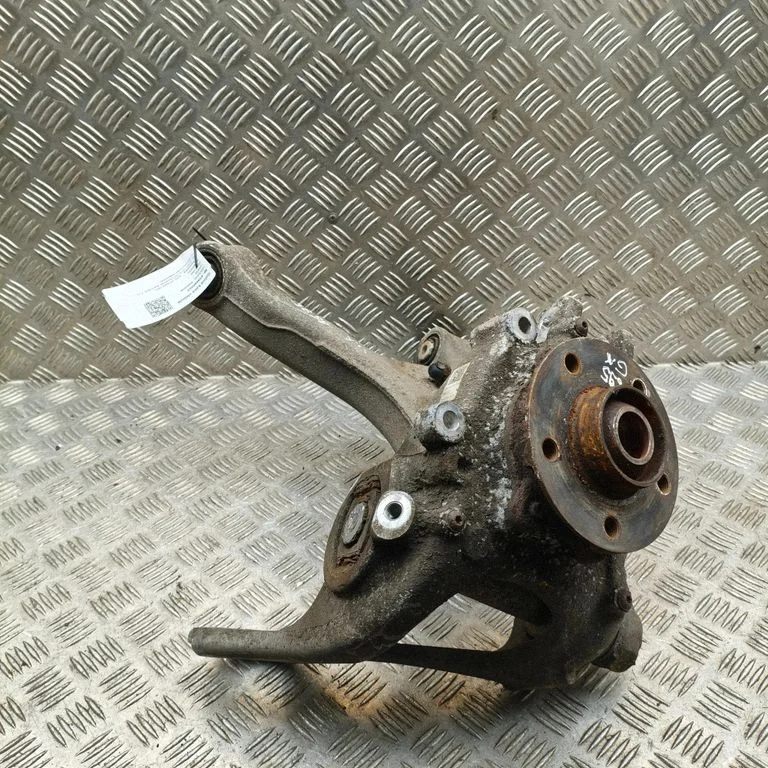 Rear wheel hub 8K0505311J – Audi RS4 B8 (2012-2015)