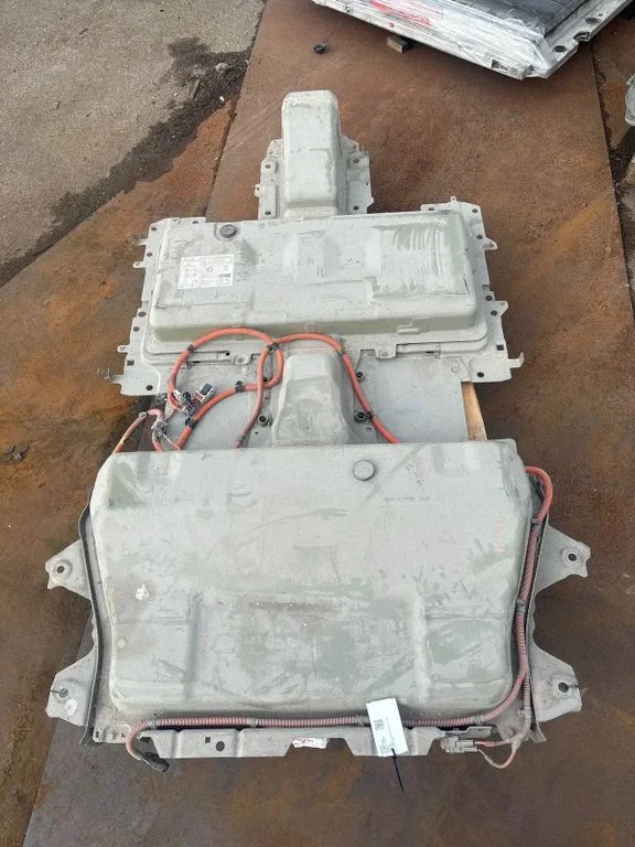 Hybrid / electric car battery – Peugeot 208 II (2019-)