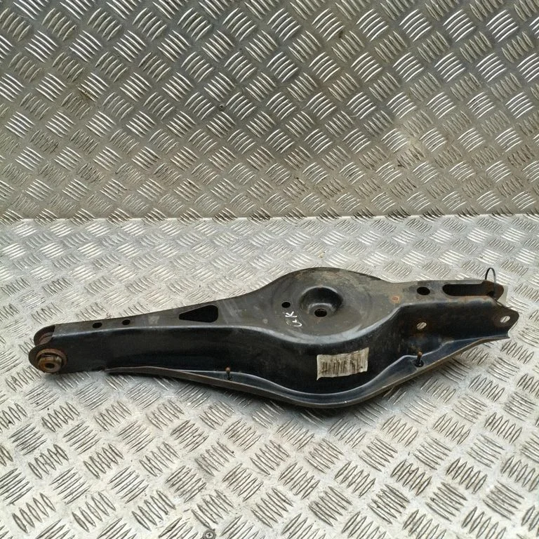 Tagumine ülemine õõtshoob 32221199