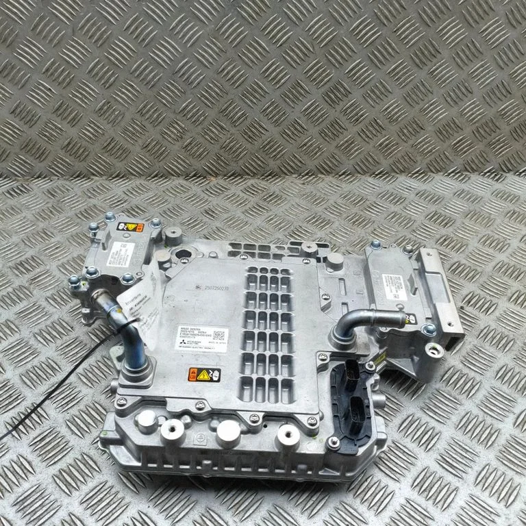 Inverter (pingemuundur) – Mazda CX-60 (2022-)
