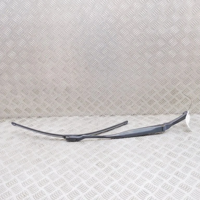 Windshield/front glass wiper blade – Maserati Ghibli (2013-)