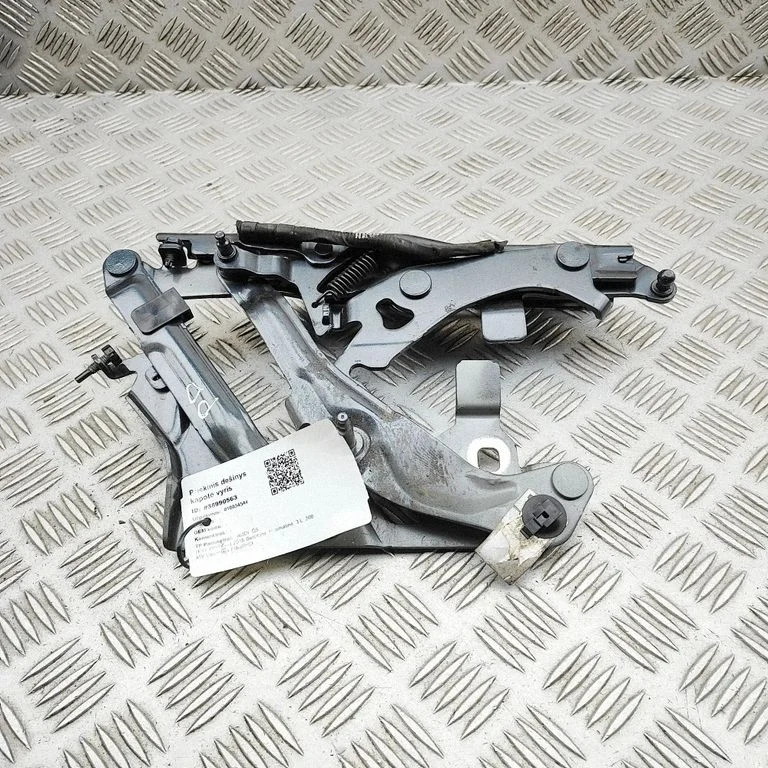Mootorikapoti hinged – parem