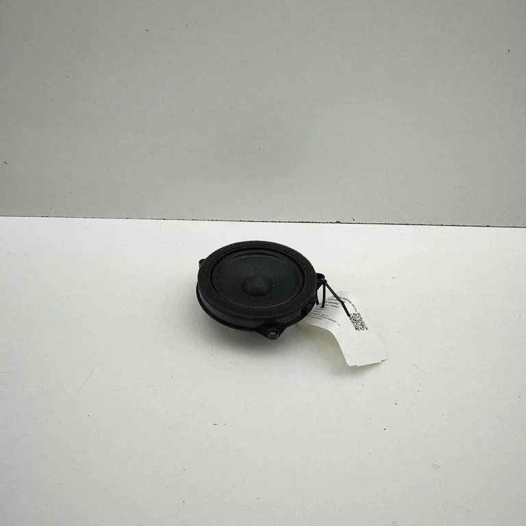 Skaļrunis (-ņi) priekšējās durvīs – BMW iX3 G08 (2020-)