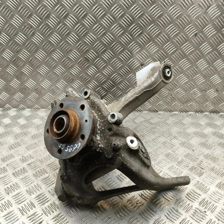 Rear wheel hub 8K0505312J – Audi RS4 B8 (2012-2015)
