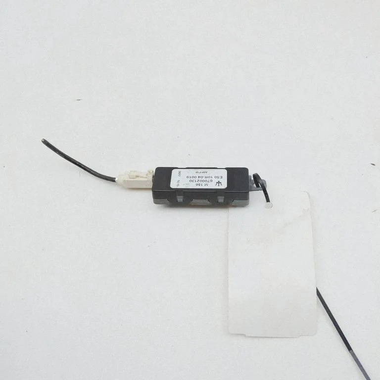 Aerial antenna amplifier – Maserati Ghibli (2013-)