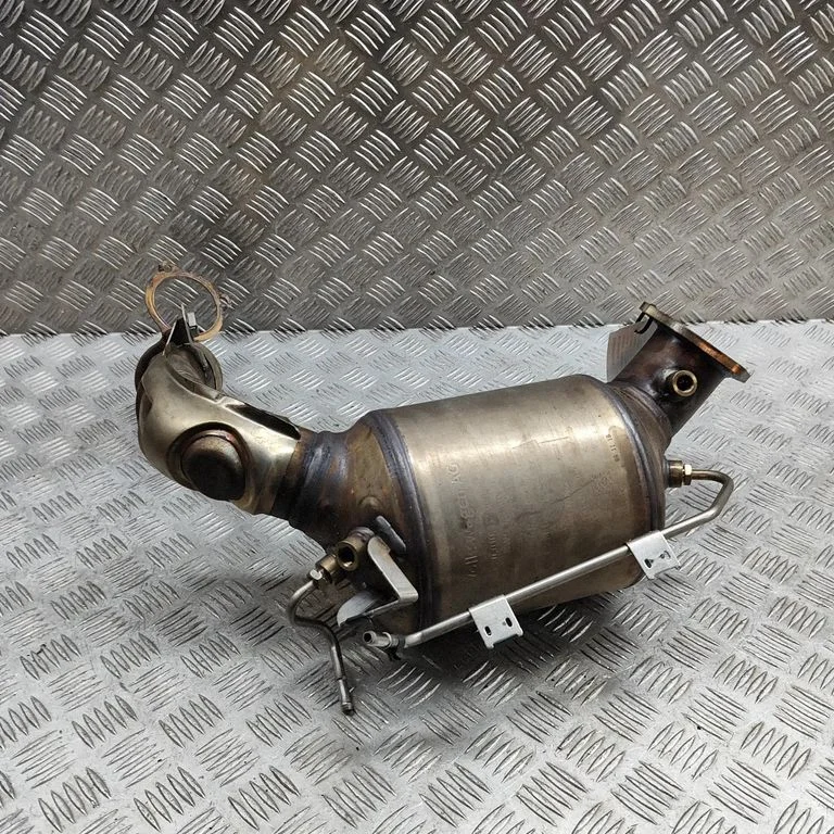 Katalizator / filtr cząstek stałych FAP/DPF 8W0181BA