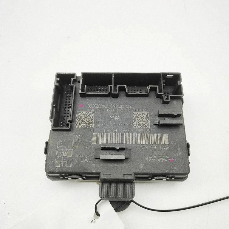 Durvju elektronikas vadības bloks – Audi Q5 SQ5 FY (2017-2025)