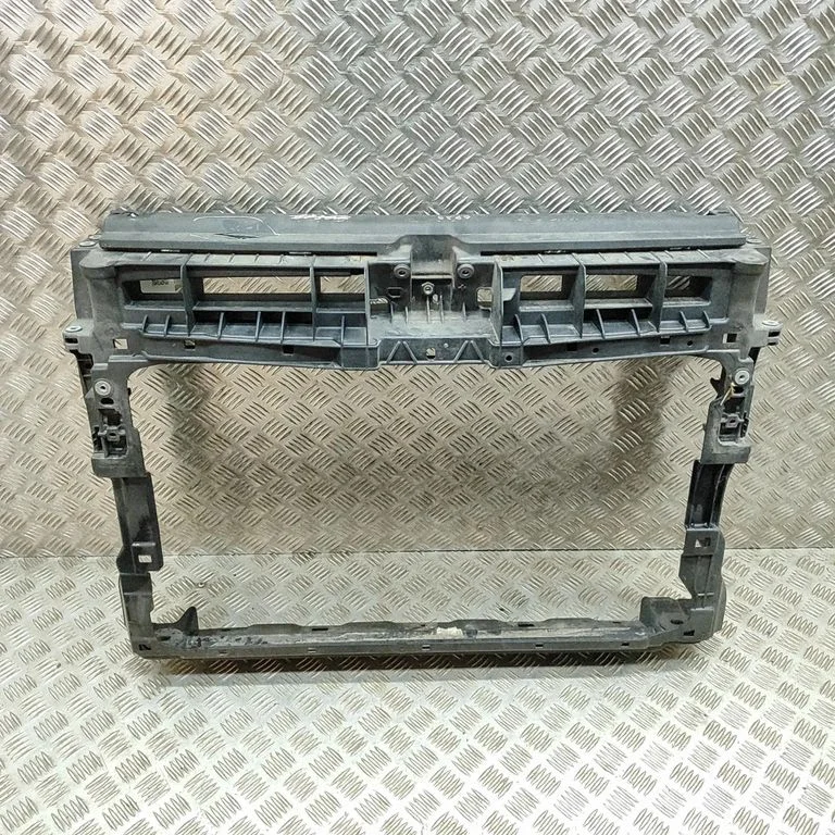 Radiatoru panelis 5NA805594G
