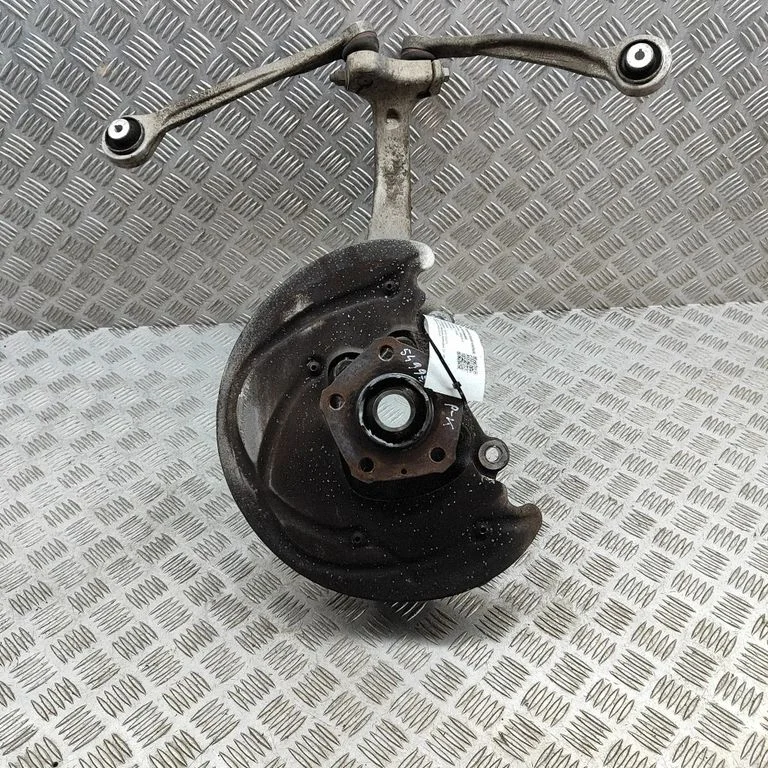 Front wheel hub 4M0498625C