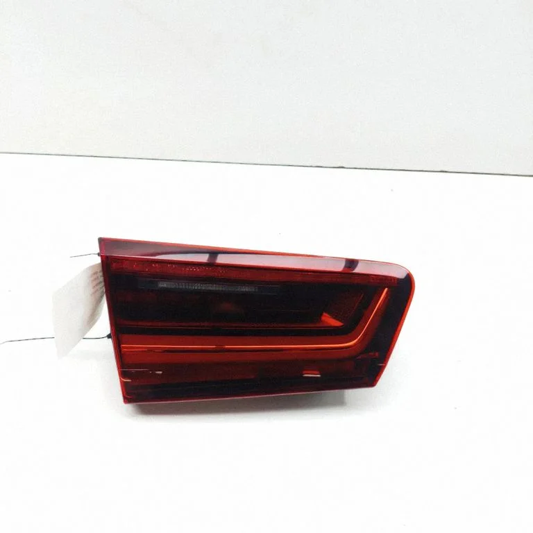 Tailgate rear/tail lights 4G9945093F
