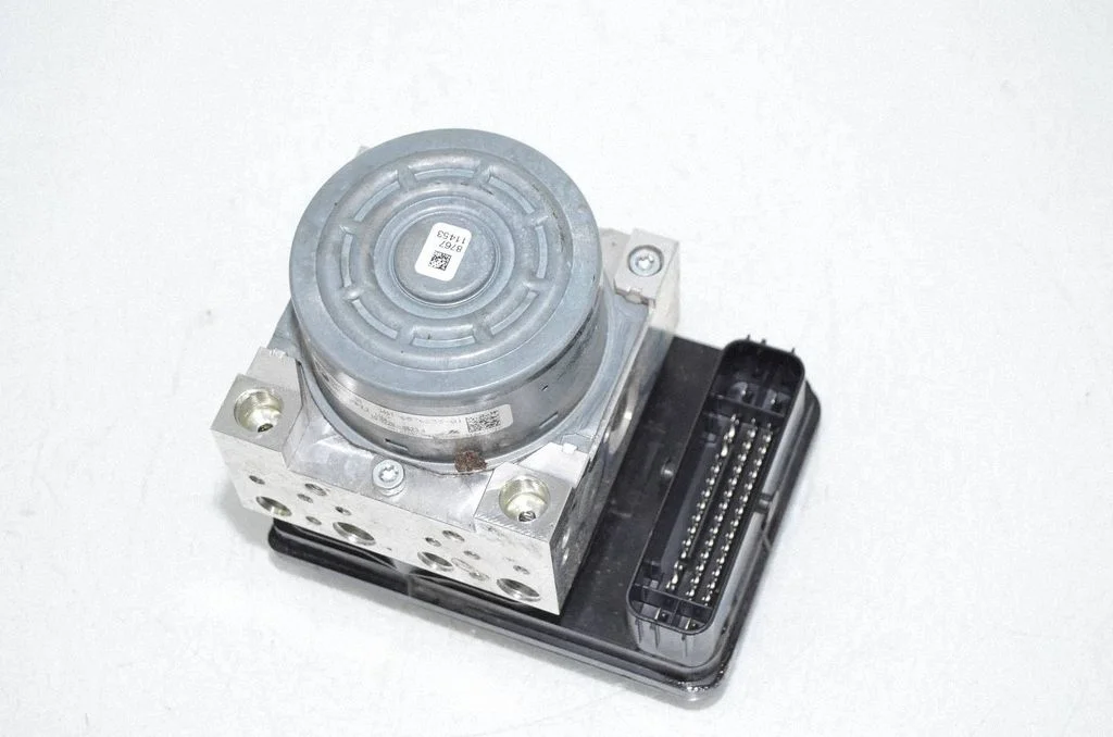 ABS-plokk – BMW 2-seeria F45 (2014-2021)