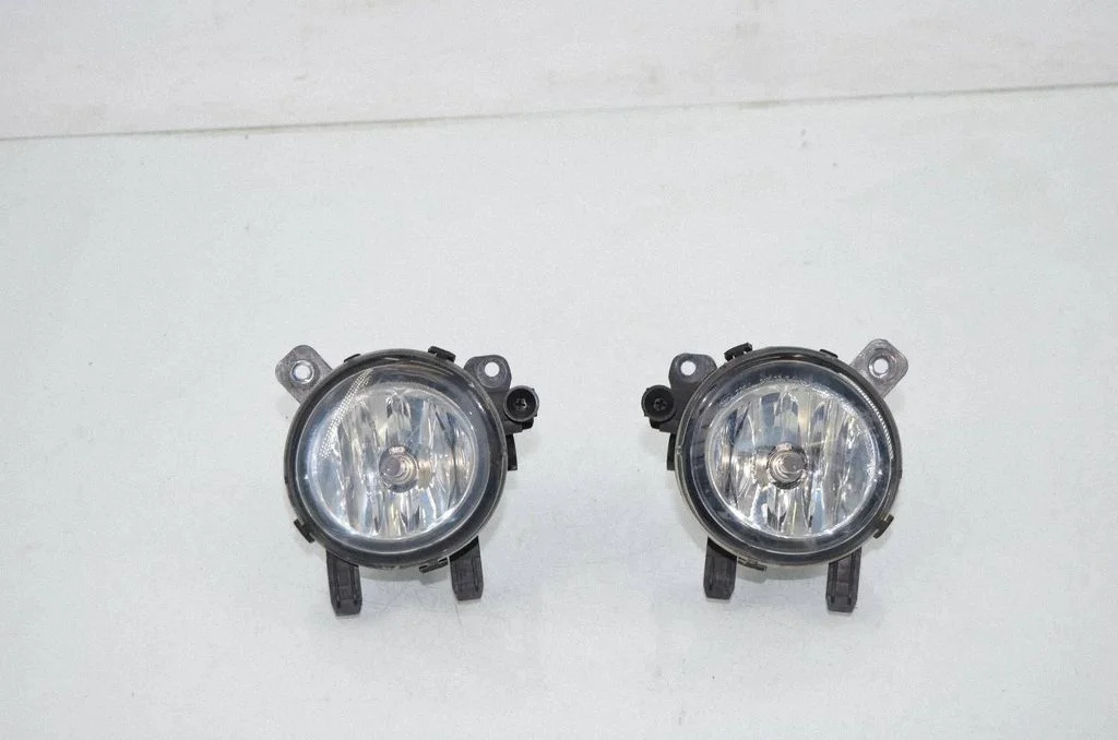 Halogen przedni 7342116