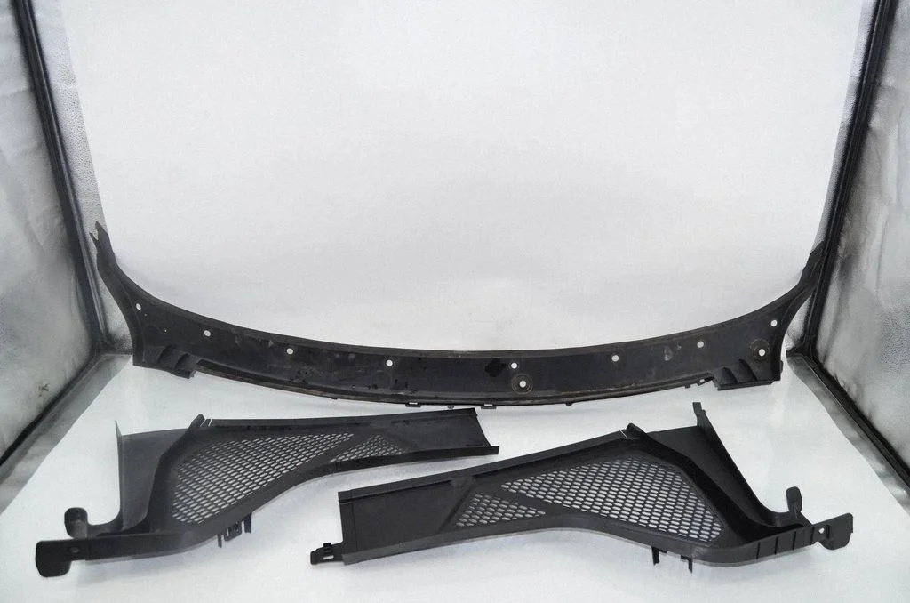 Wiper trim 9245593