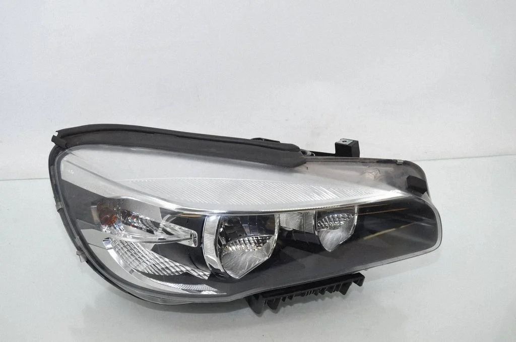 Komplet reflektorów – BMW Seria 2 F45 (2014-2021)