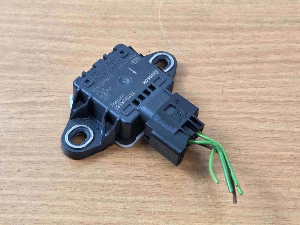 ESP acceleration yaw rate sensor 9811908880