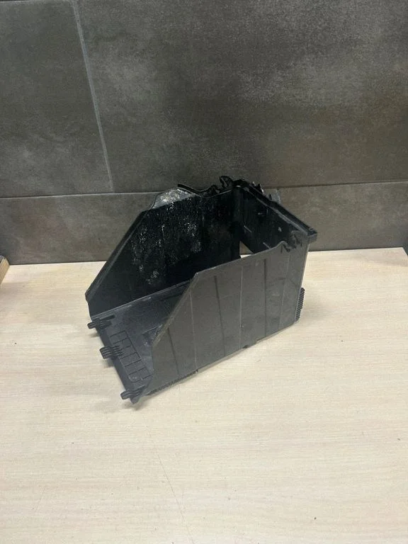 Aku kast 9663615580